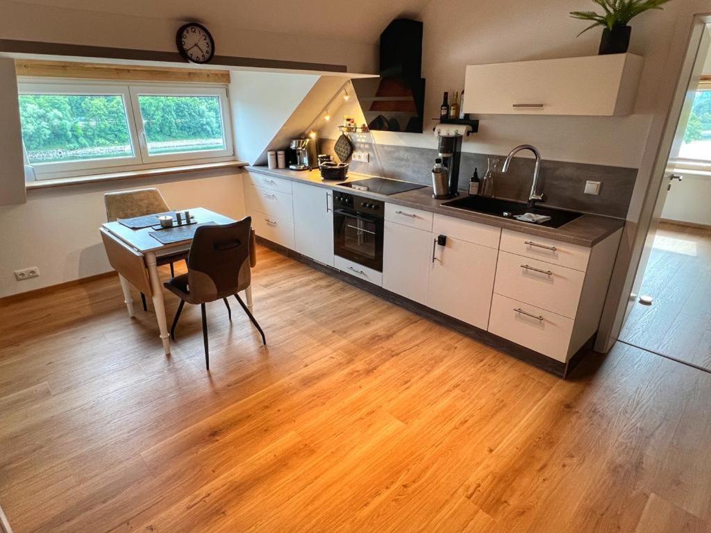 Helle 2 Zimmer Dg Wohnung Pasawa Zewnętrze zdjęcie